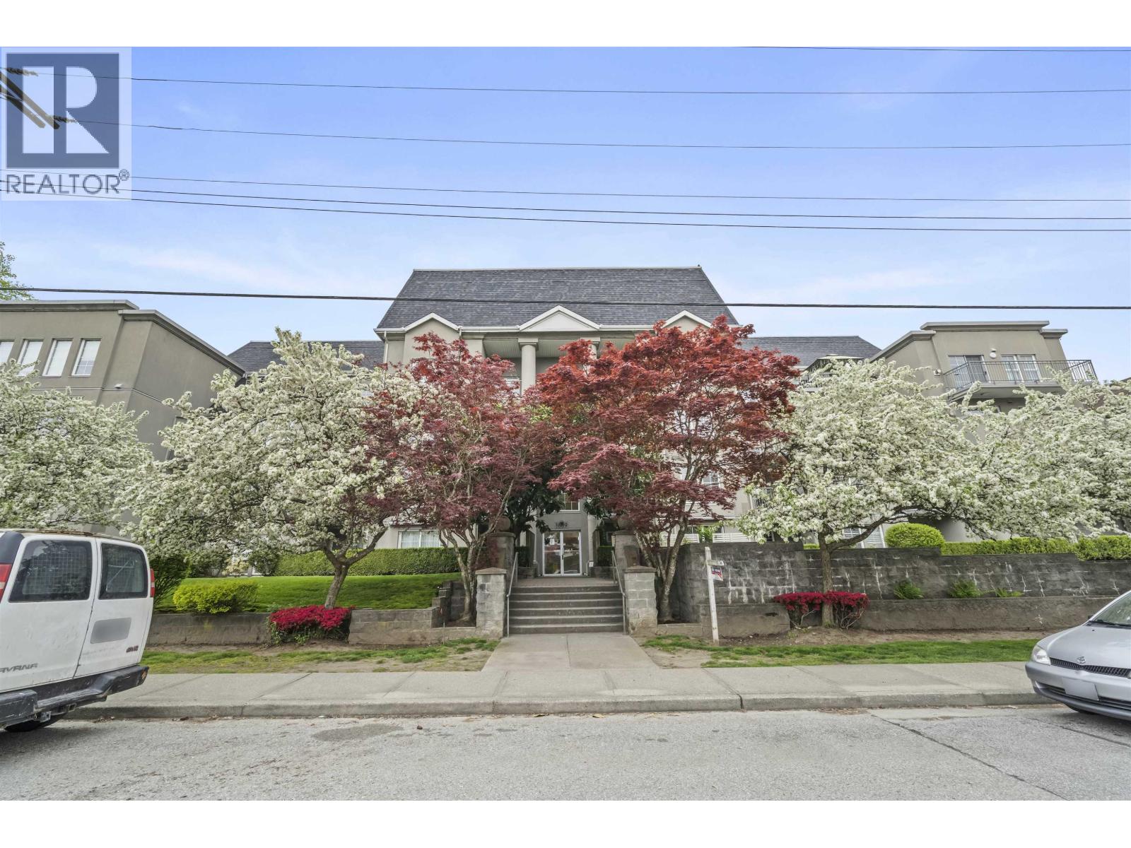 301 1669 GRANT AVENUE, Port Coquitlam