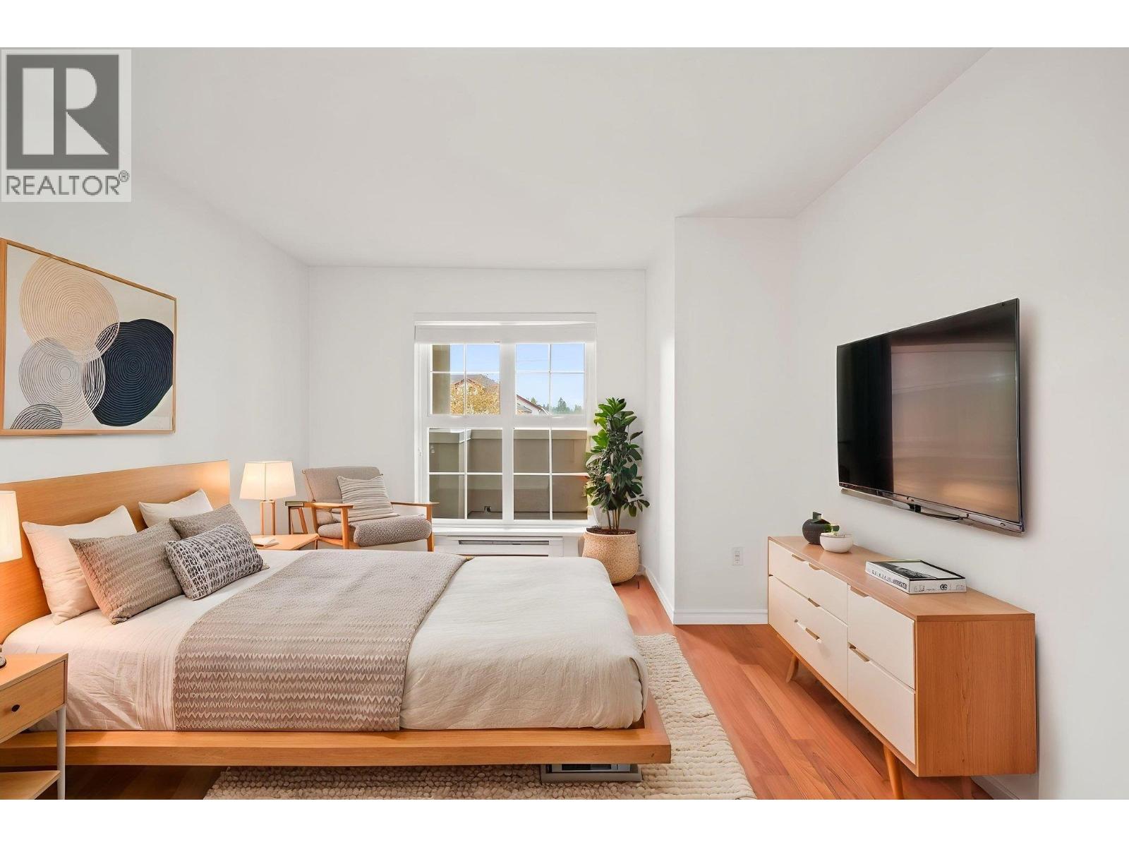 301 1669 GRANT AVENUE, Port Coquitlam