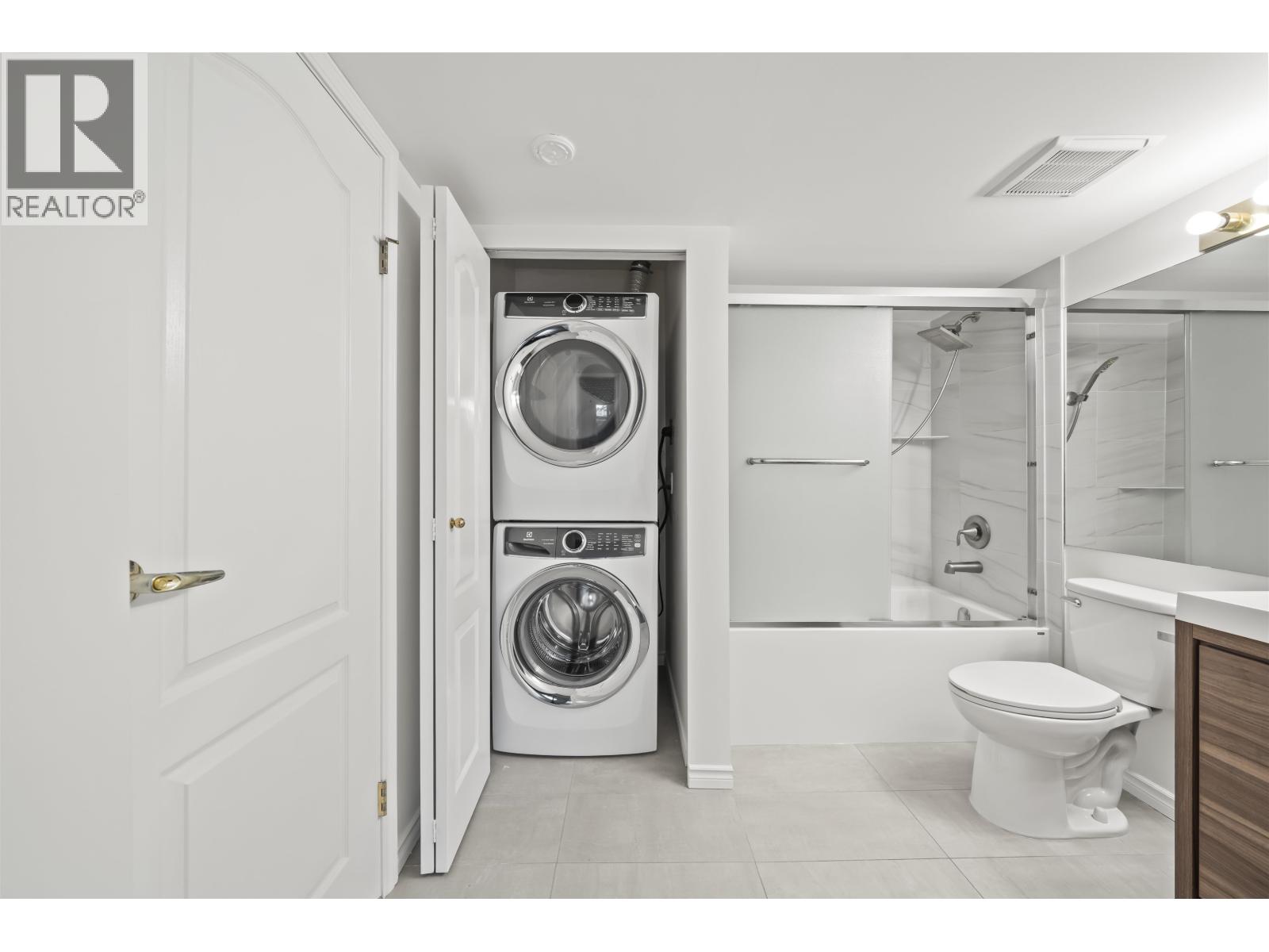 301 1669 GRANT AVENUE, Port Coquitlam