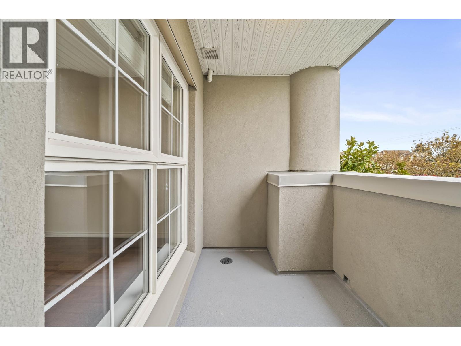 301 1669 GRANT AVENUE, Port Coquitlam