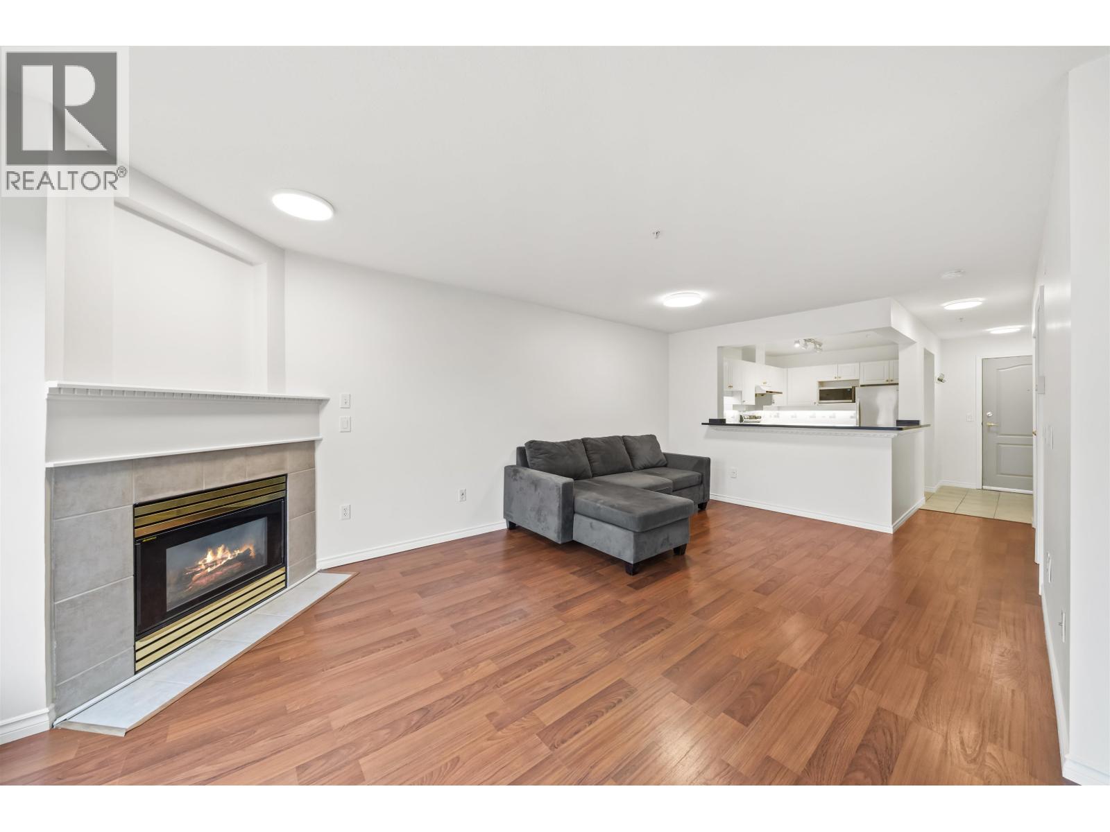 301 1669 GRANT AVENUE, Port Coquitlam