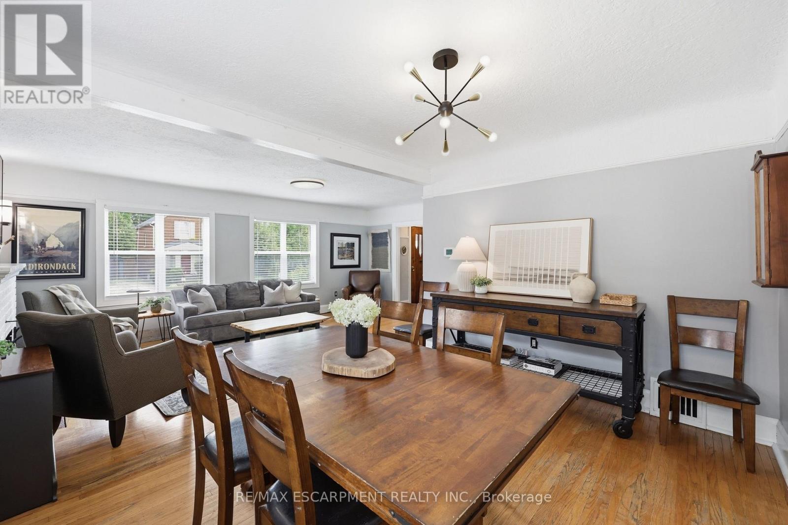 2153 CAROLINE STREET - 14