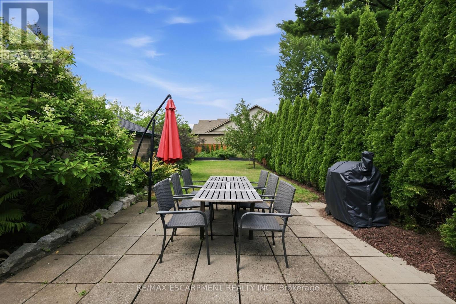2153 CAROLINE STREET - 35
