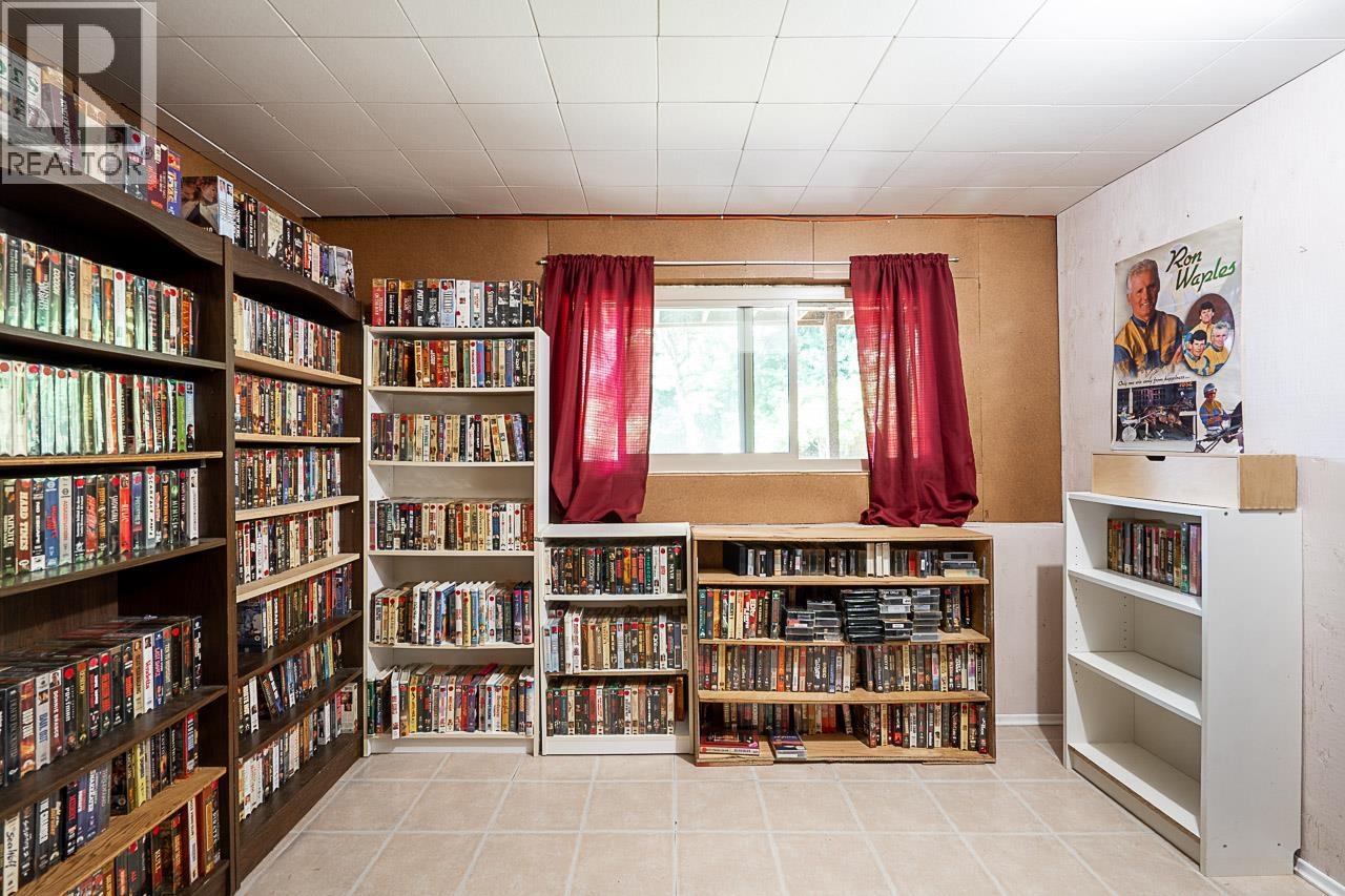 1171 WINSLOW AVENUE, Coquitlam