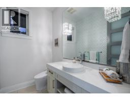 5876 Buckingham Avenue, Burnaby, BC V5E2A3 Photo 24