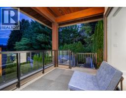 5876 Buckingham Avenue, Burnaby, BC V5E2A3 Photo 26