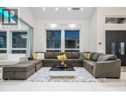 5876 Buckingham Avenue, Burnaby, BC V5E2A3 Photo 7