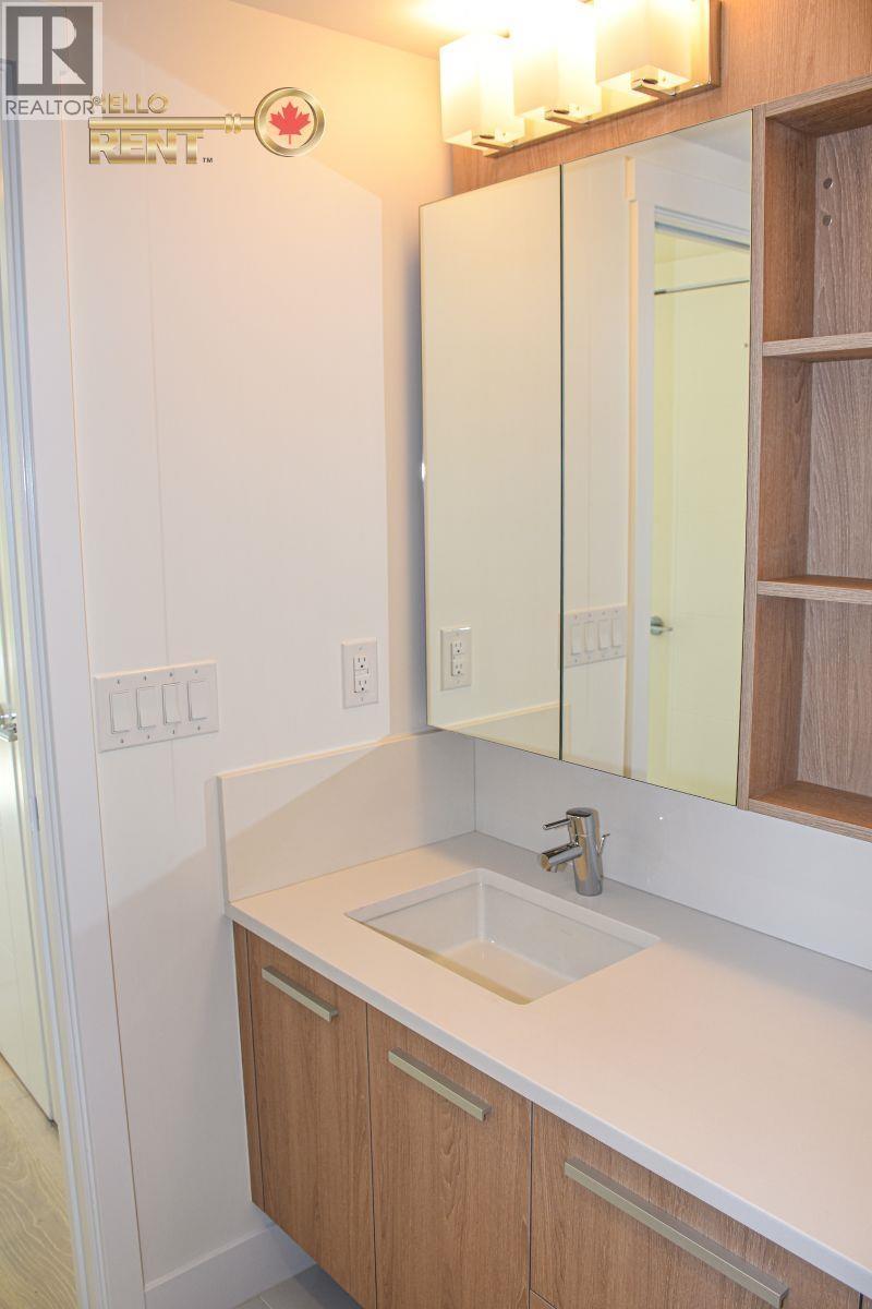207 2785 LIBRARY LANE, North Vancouver