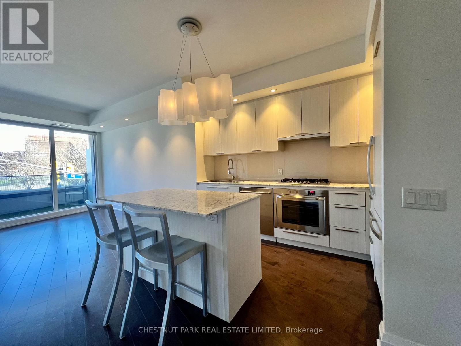 #205 88 DAVENPORT ROAD - Image 6