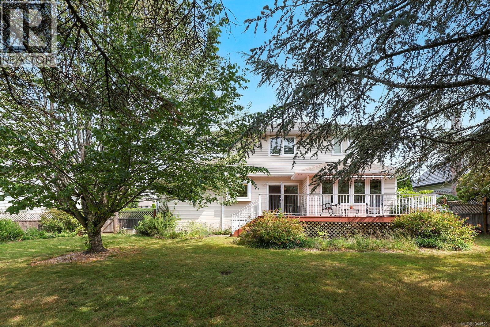 1503 Juniper Pl - 34