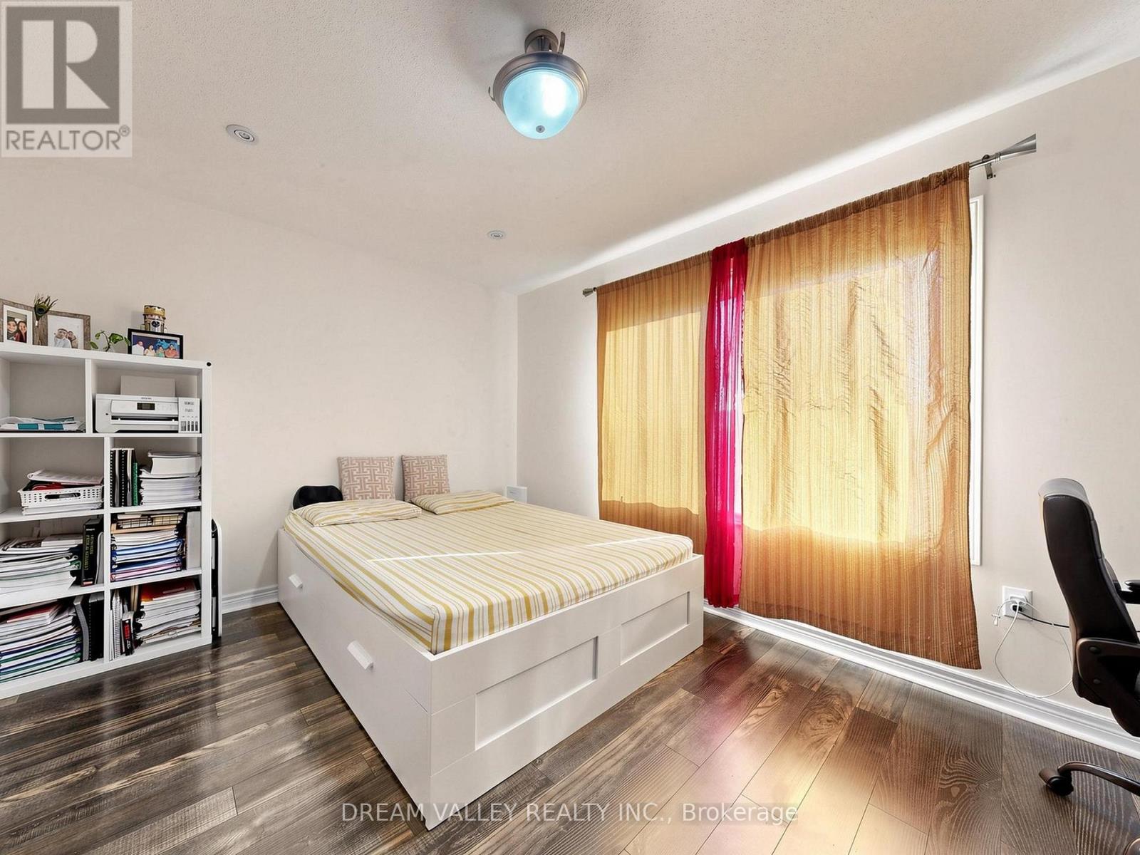 8 ZEZEL WAY - Image 17