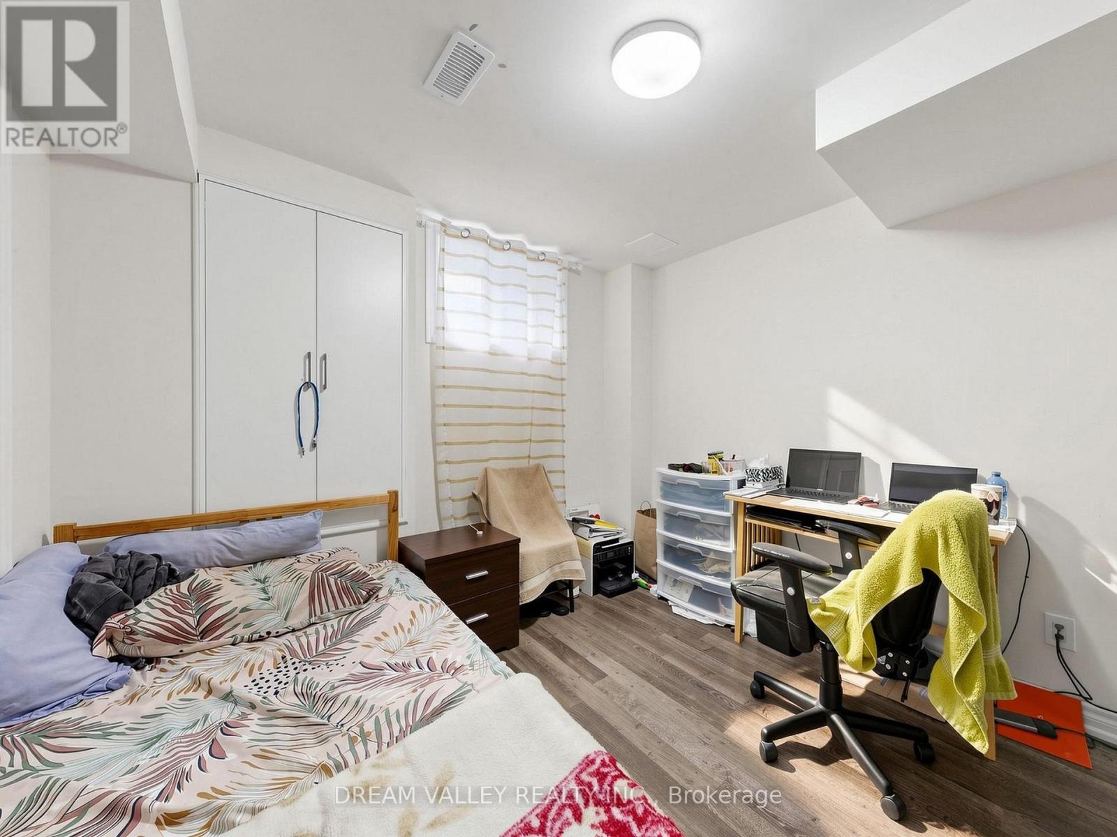 8 ZEZEL WAY - Image 25