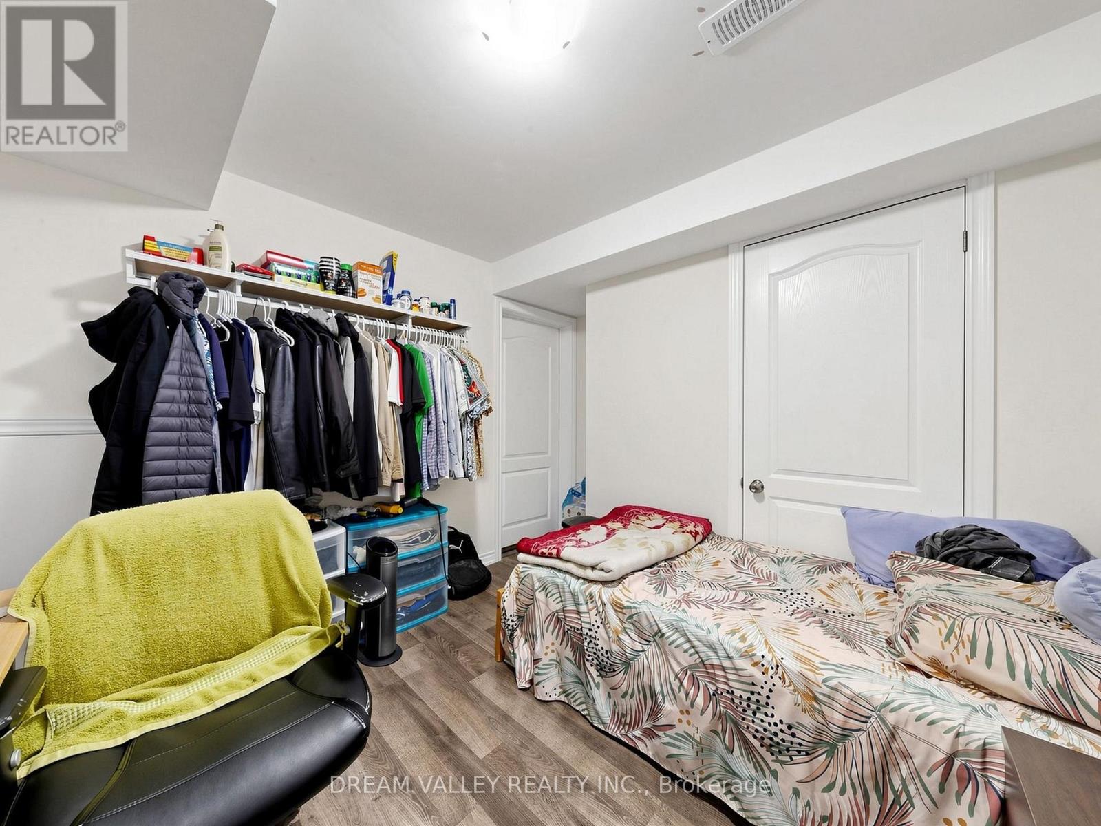 8 ZEZEL WAY - Image 26