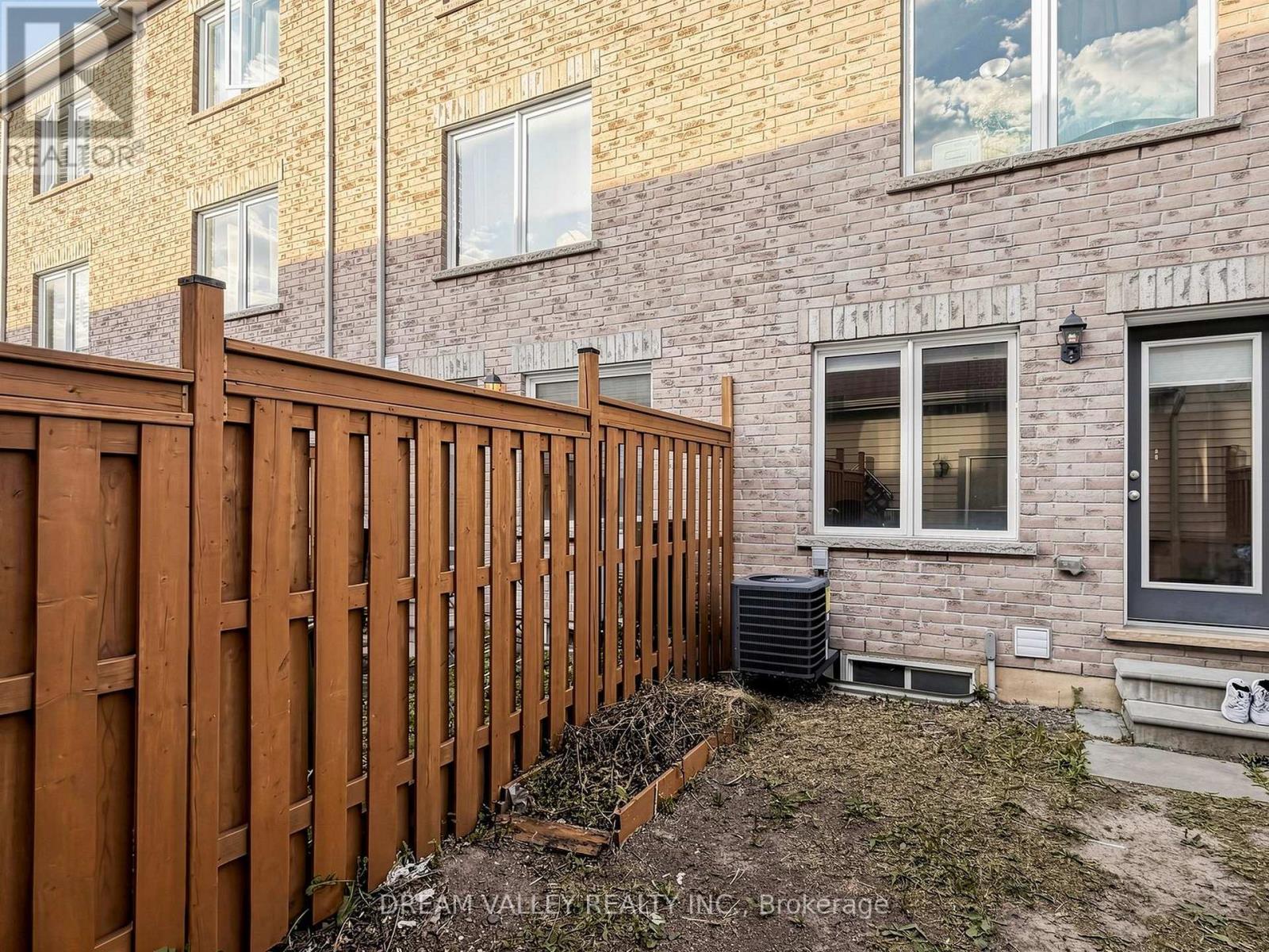 8 ZEZEL WAY - Image 30