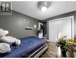 8 Zezel Way, Toronto, ON M1P0C3 Photo 11