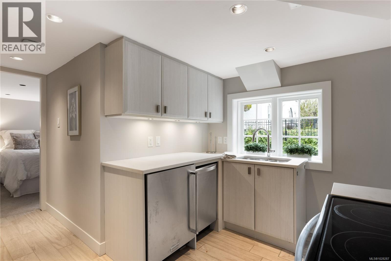 3475 Upper Terrace Rd - 54