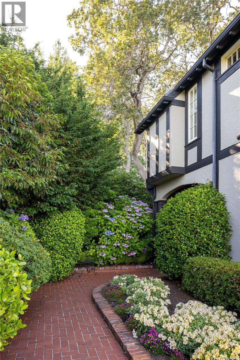 3475 Upper Terrace Rd - 77