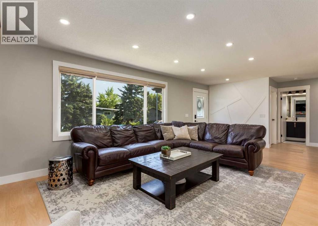 4627 Verona Drive NW, Varsity, Calgary photo 5