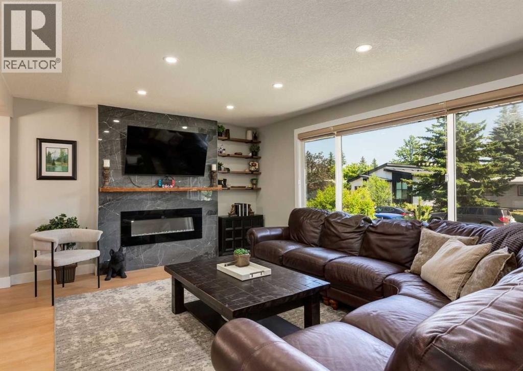 4627 Verona Drive NW, Varsity, Calgary photo 3