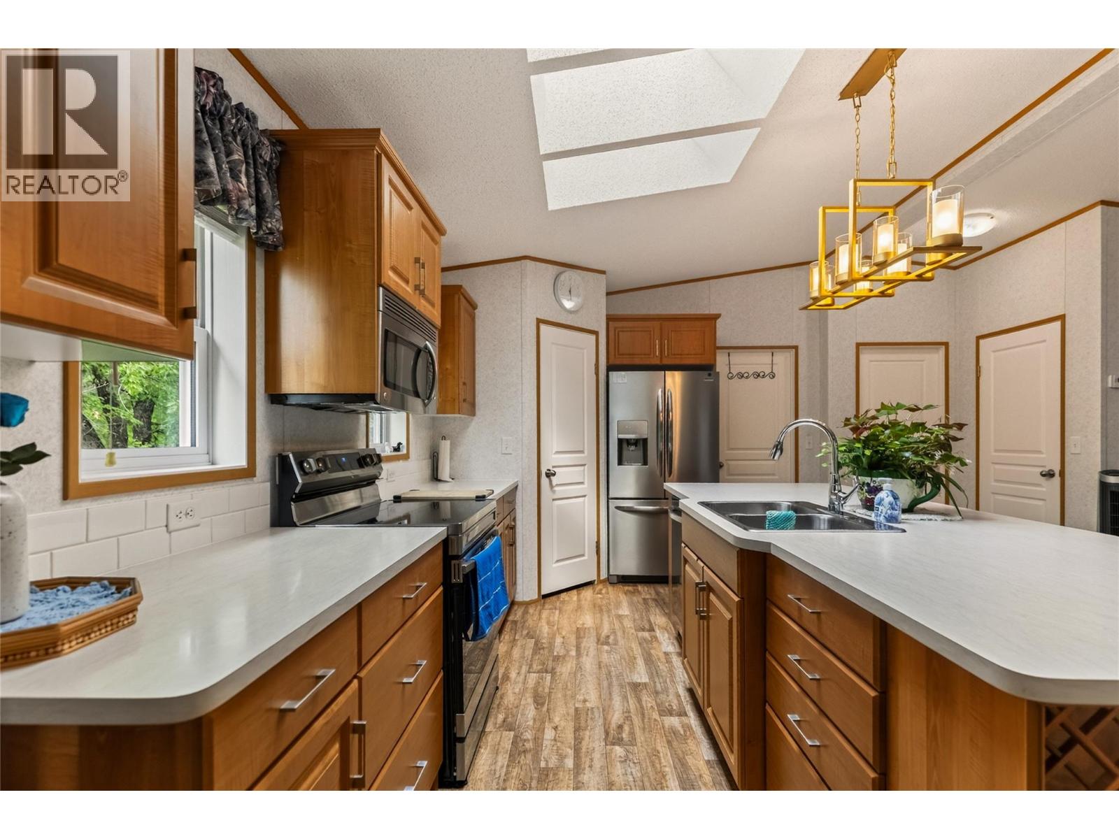 8201 Rock Creek Road - 24