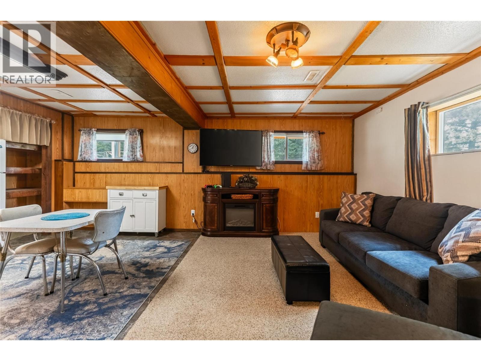 8201 Rock Creek Road - 43