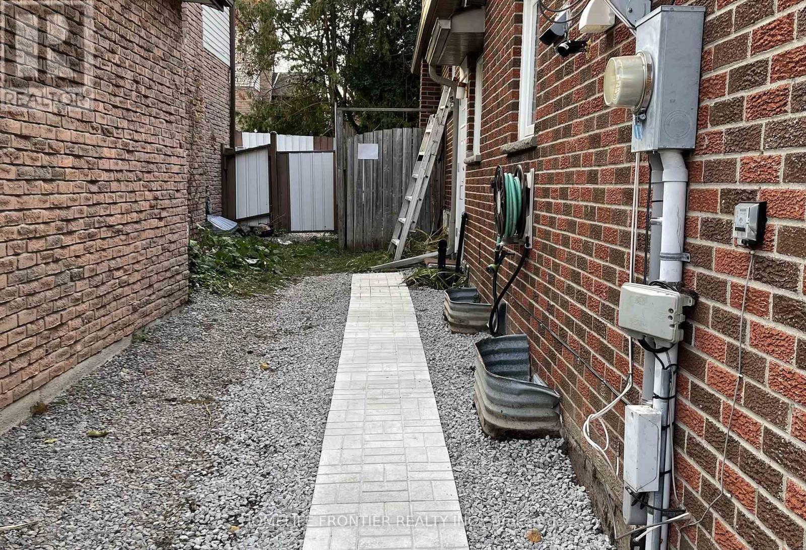 44 RUTLEDGE AVENUE - 19