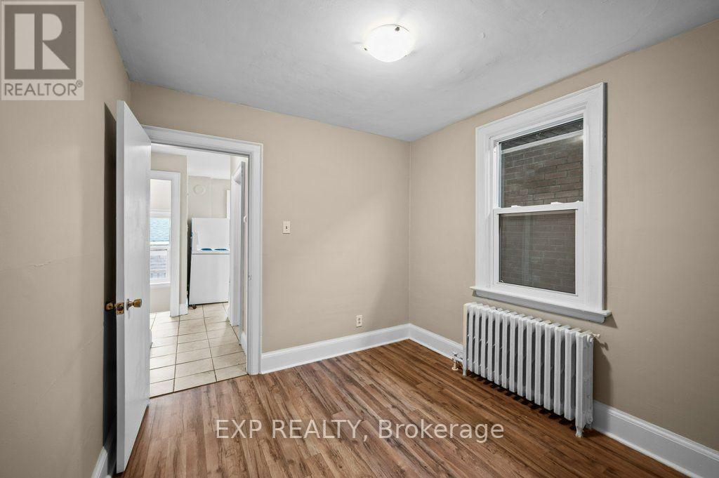 54 FREDERICK AVENUE - 26