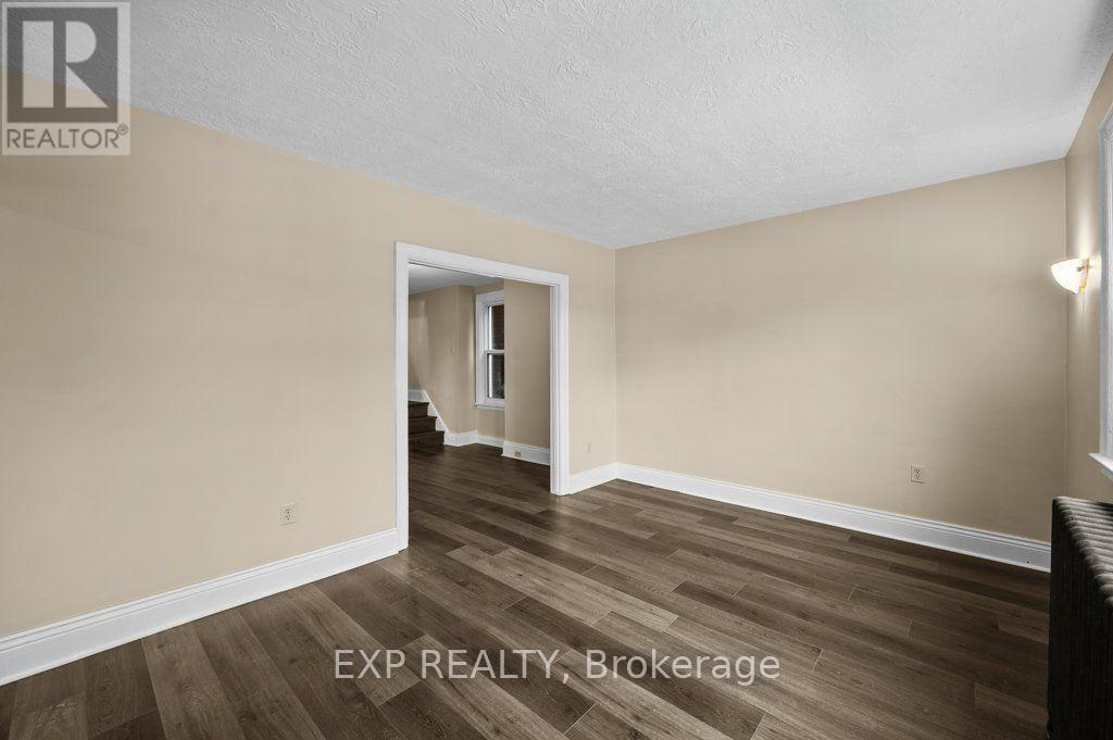 54 FREDERICK AVENUE - 5