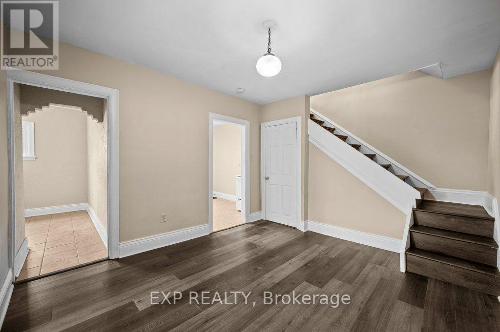 54 FREDERICK AVENUE - 6