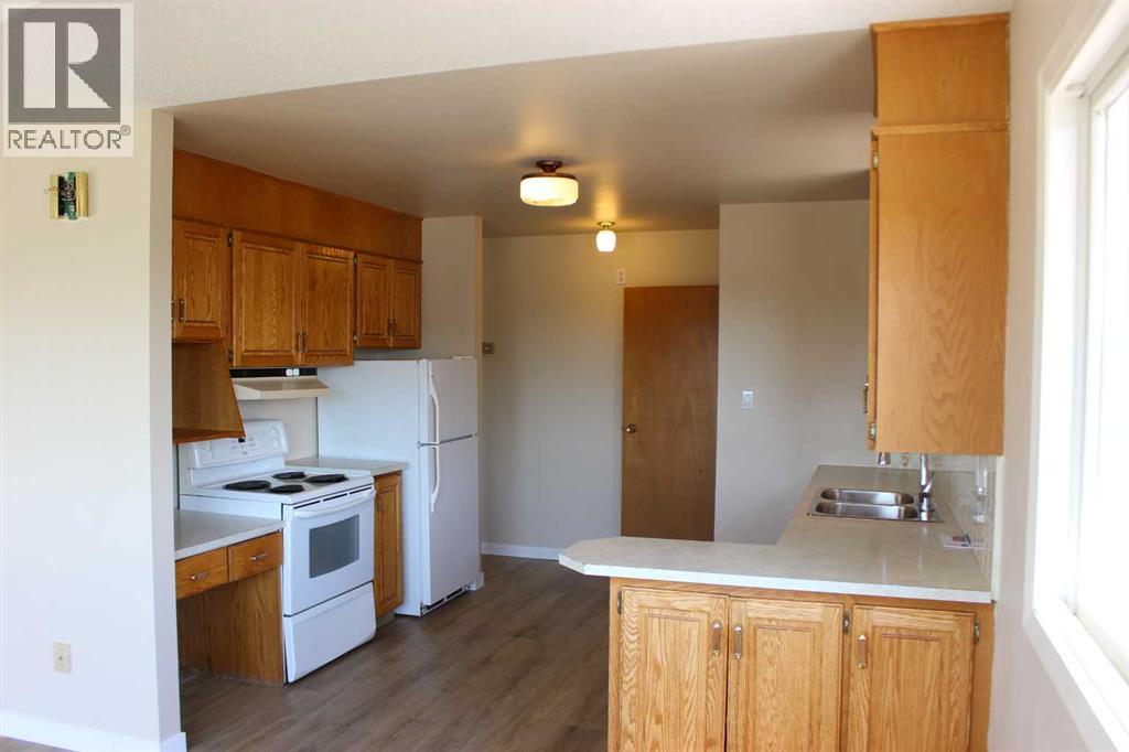 504 Centennial Avenue - Image 3