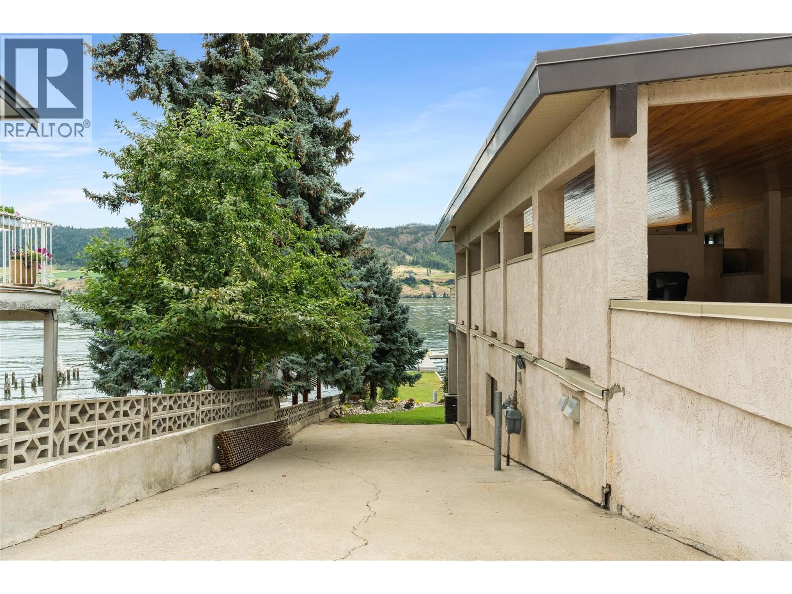 8052 Beachcomber Bay Road - 83