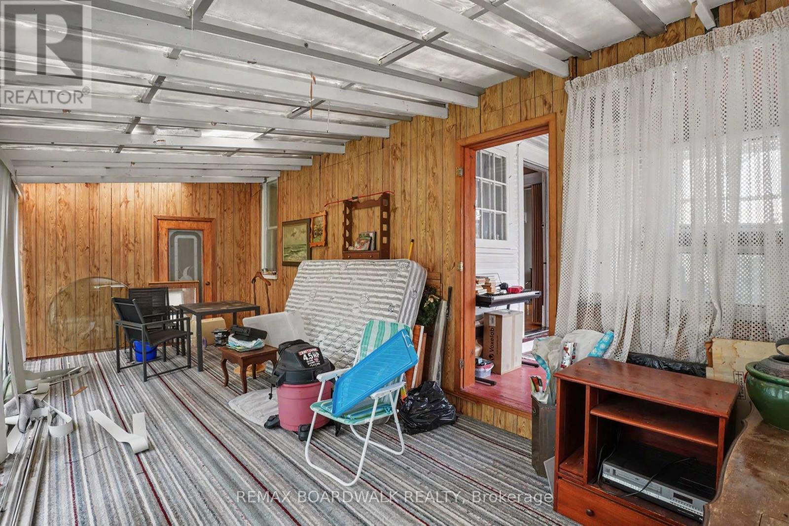 11049 GILMOUR ROAD - 15