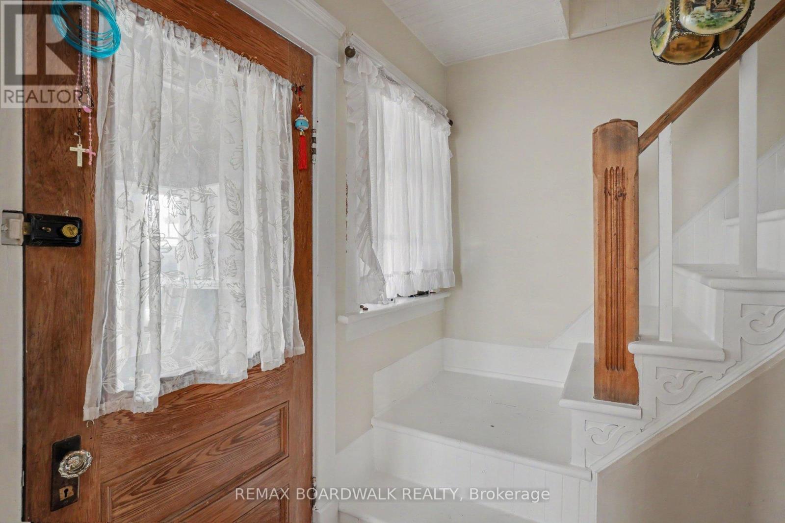 11049 GILMOUR ROAD - 26