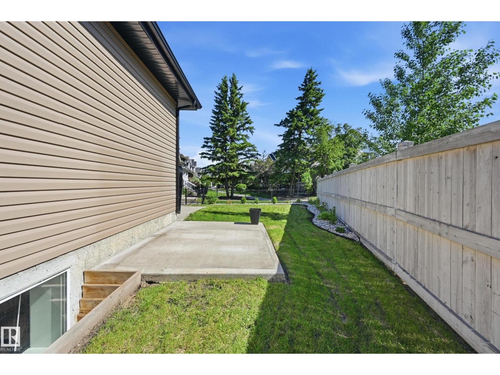 629 ORTONA Way NW - Photo 29