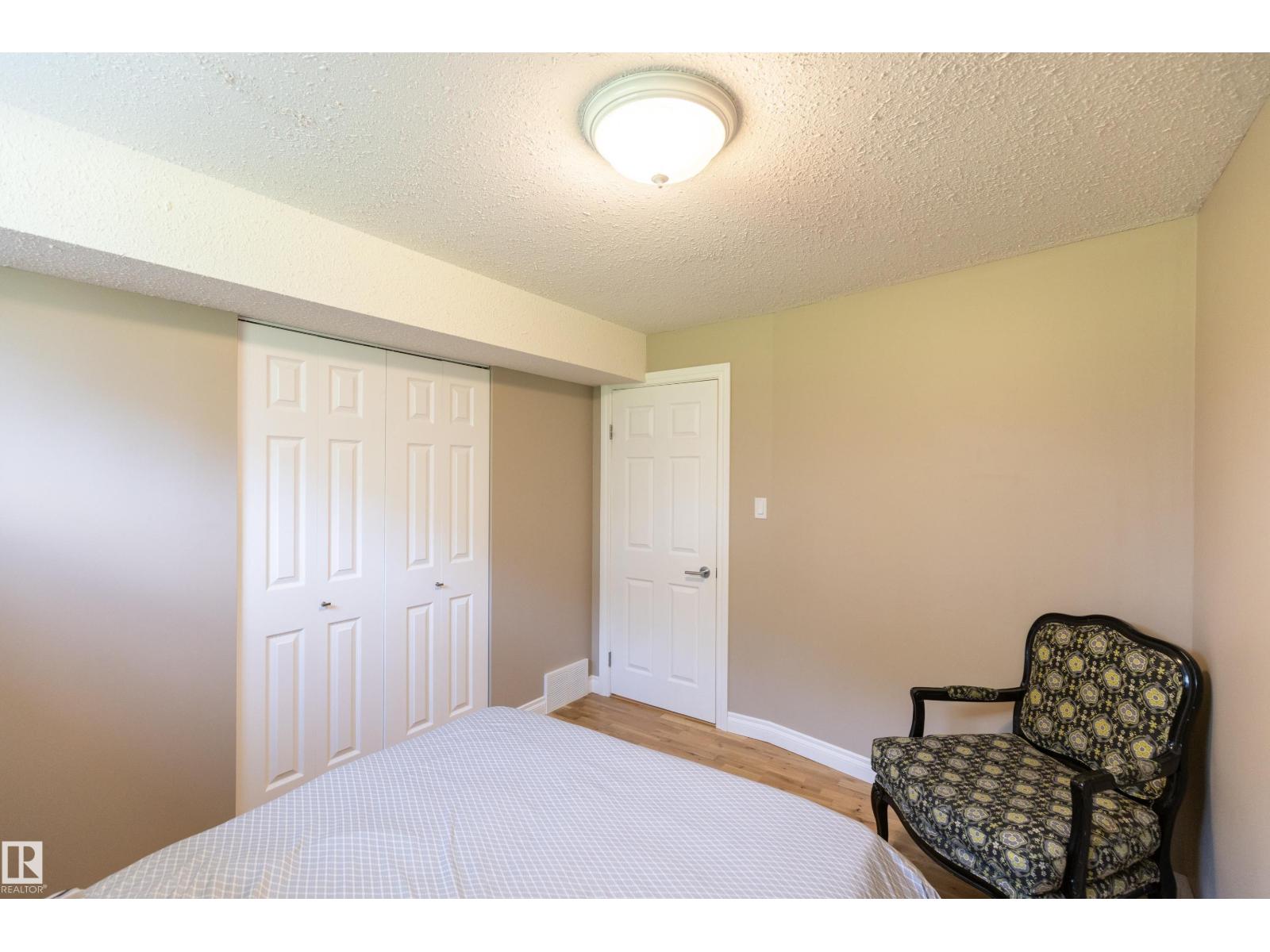 25 53051 RGE ROAD 211 - 29