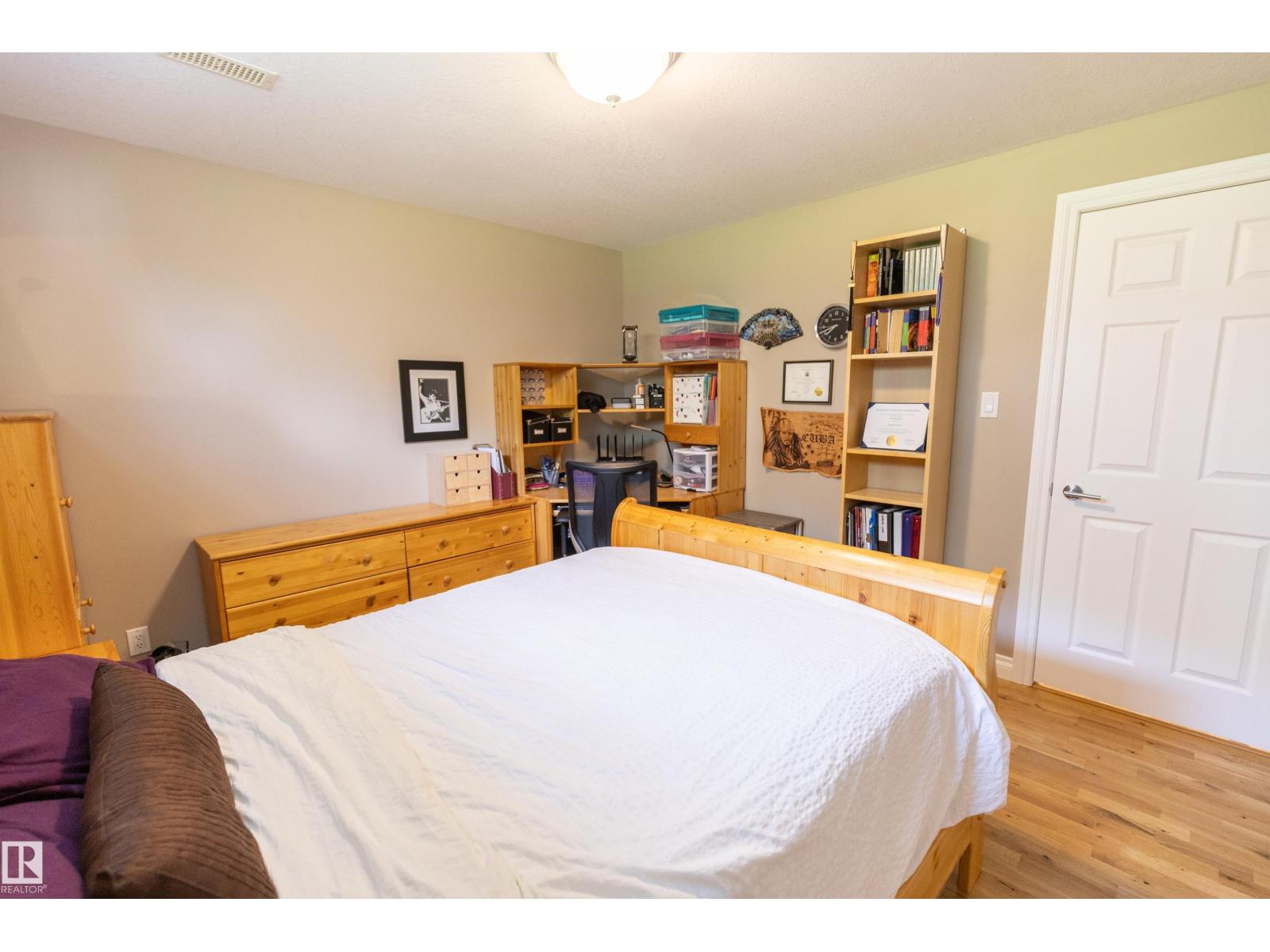 25 53051 RGE ROAD 211 - 31