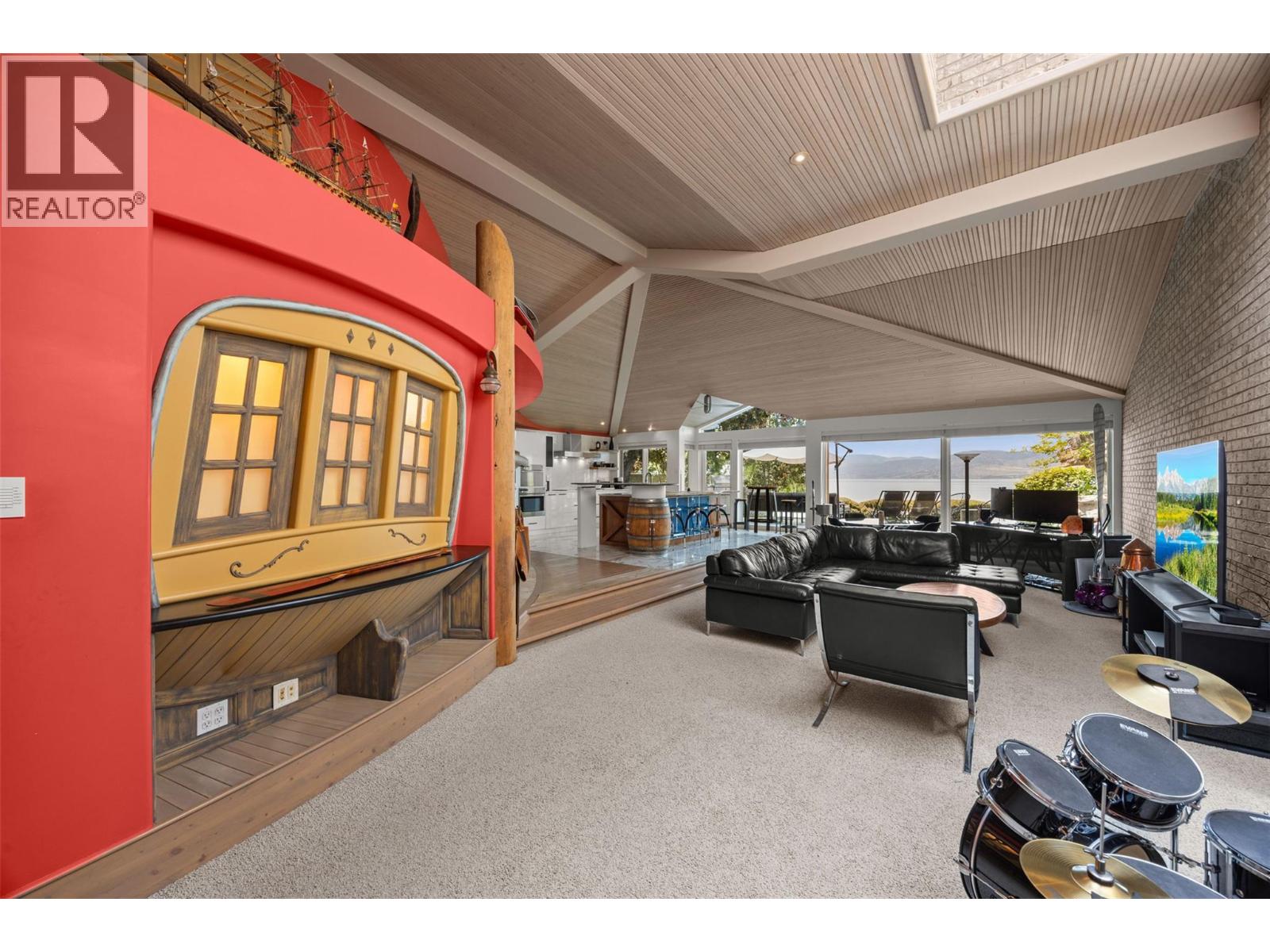 #1 379 Collett Road - 14