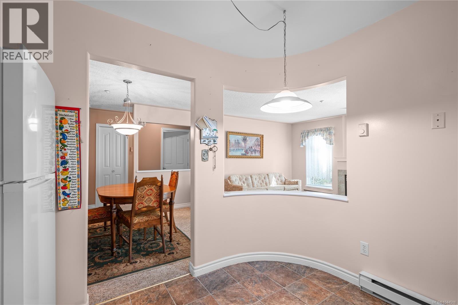 #105 606 Goldstream Ave - Image 15