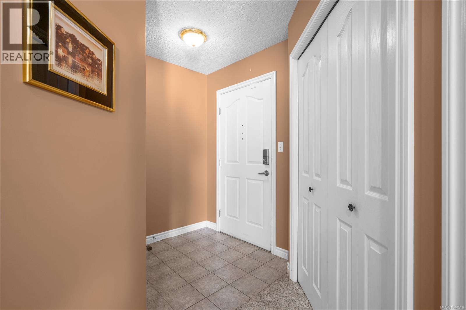 #105 606 Goldstream Ave - 24