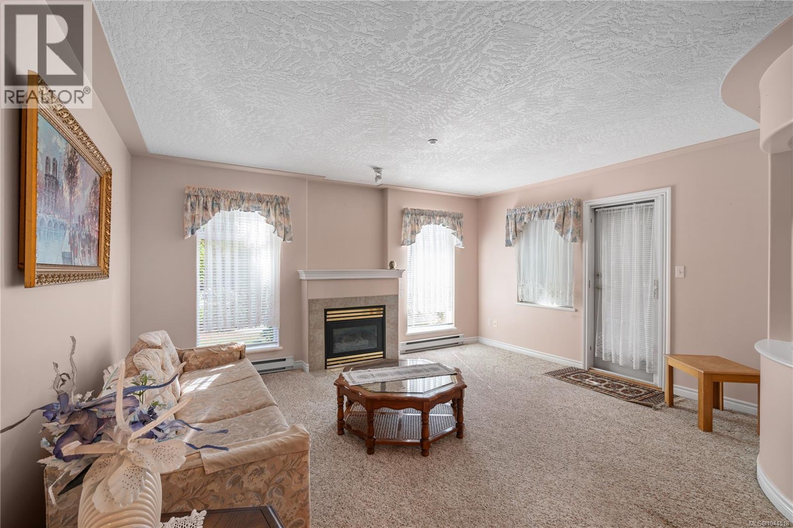 #105 606 Goldstream Ave - 4