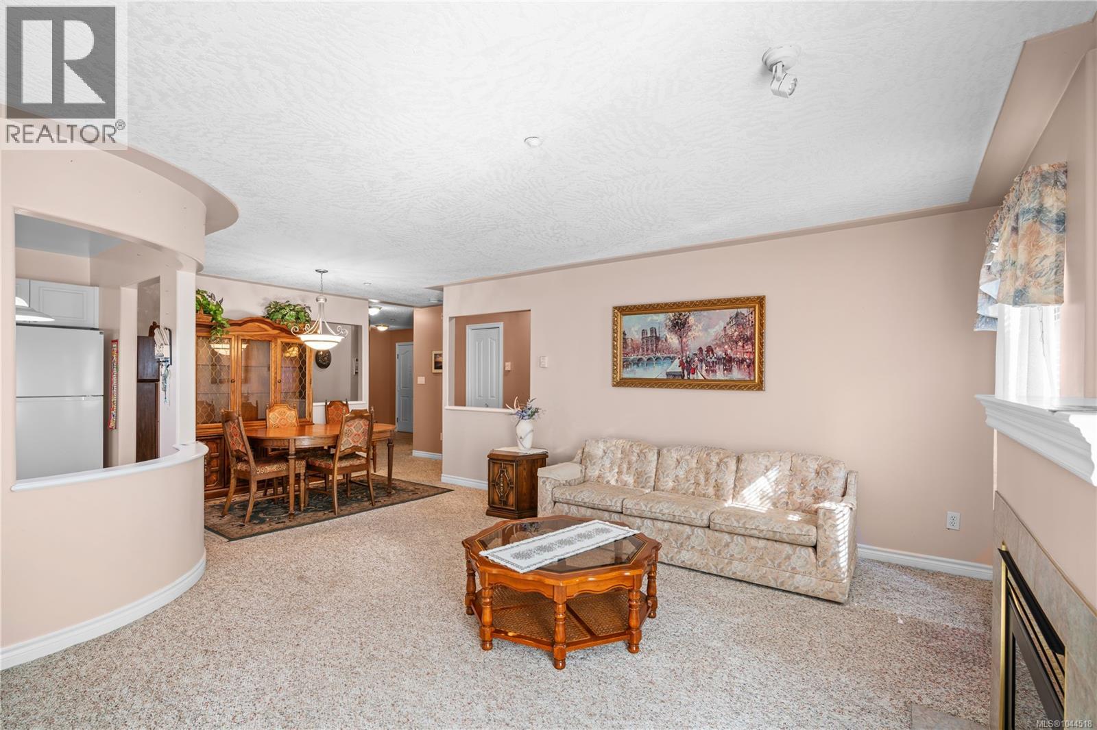 #105 606 Goldstream Ave - Image 7