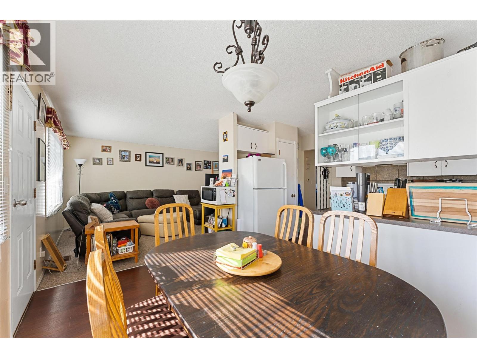 600 - 602 Rutland Road S - 12