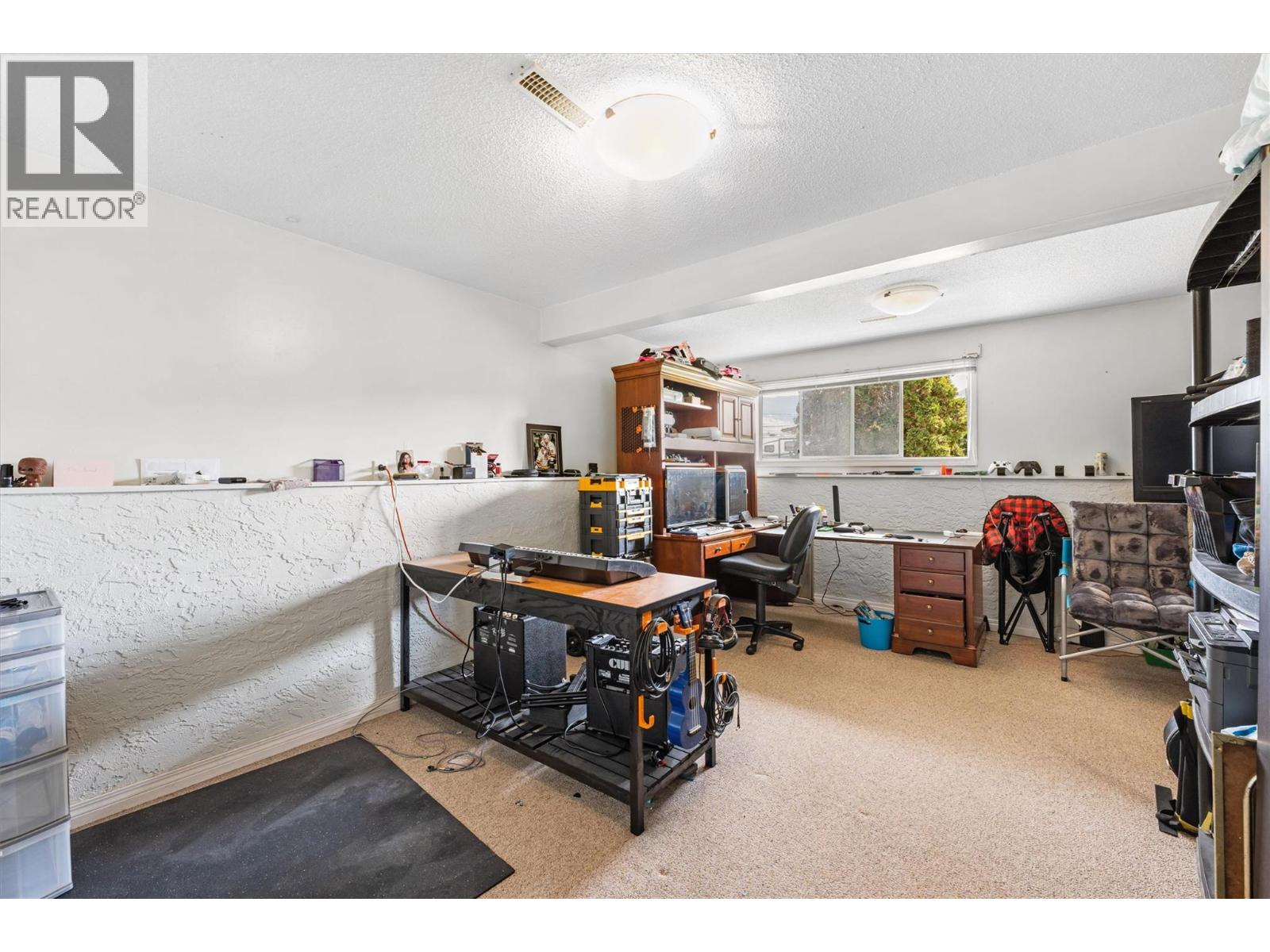 600 - 602 Rutland Road S - 24