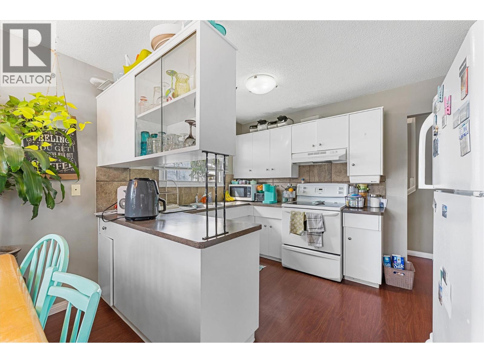 600 - 602 Rutland Road S - 30