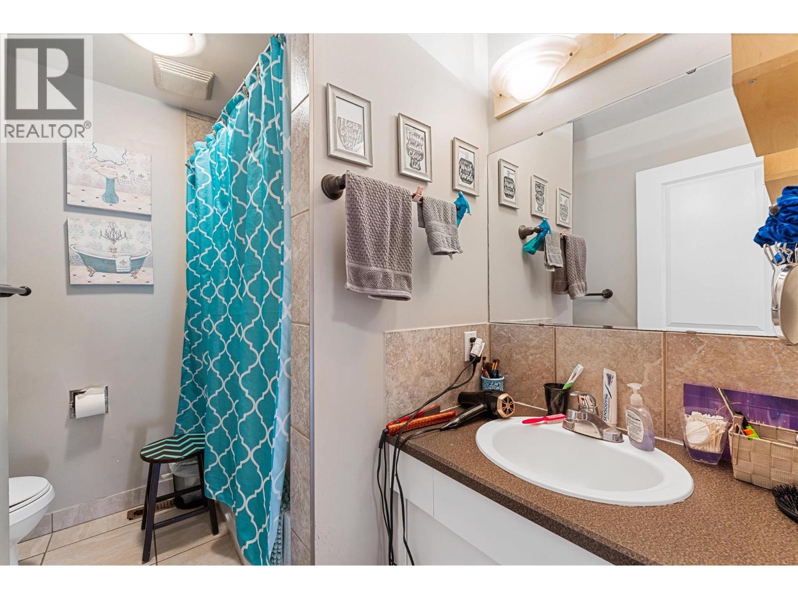 600 - 602 Rutland Road S - 40