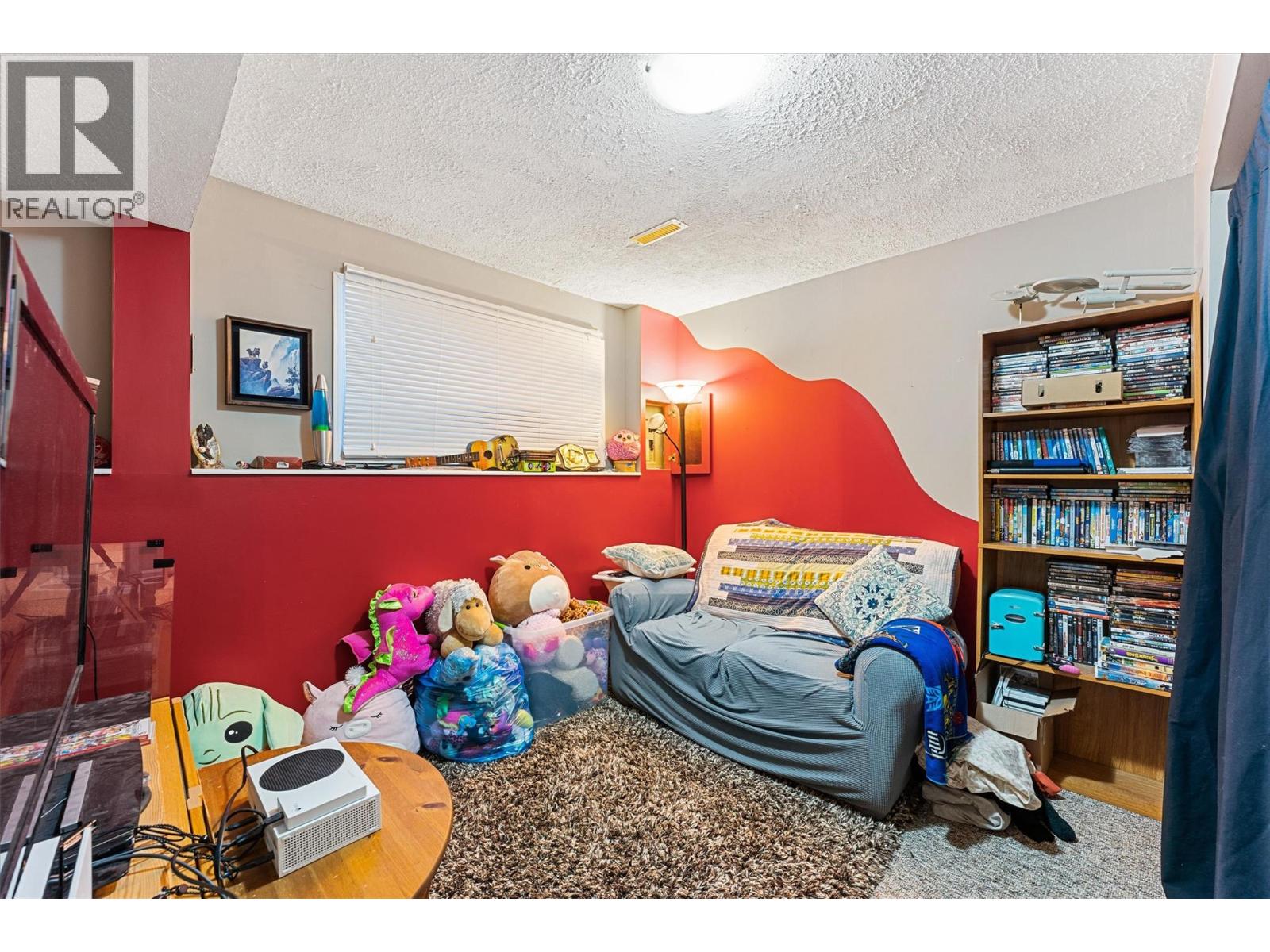 600 - 602 Rutland Road S - 43