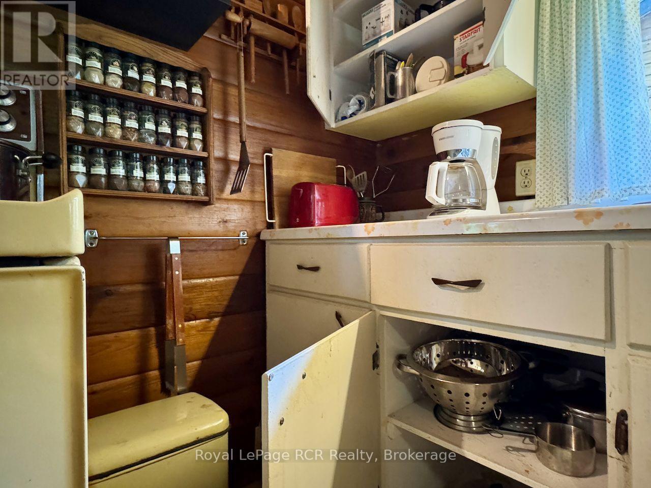 8 MARINO LANE - Image 19