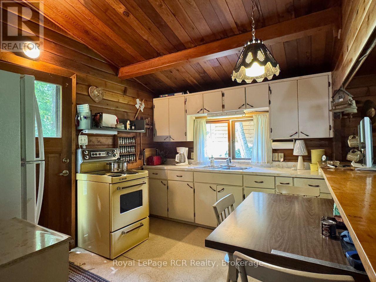 8 MARINO LANE - Image 8