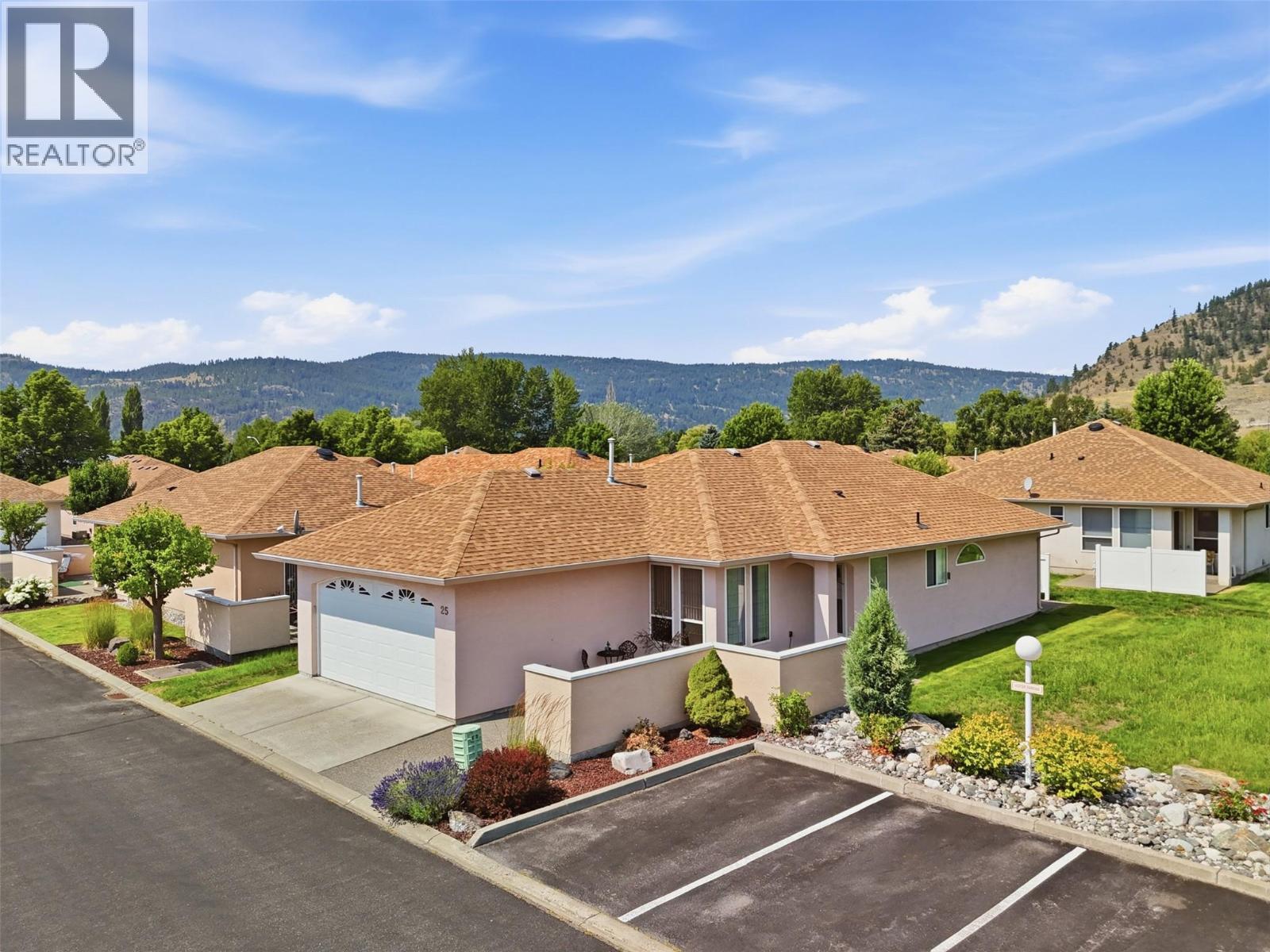 #25 1901 Maxwell Avenue - 1