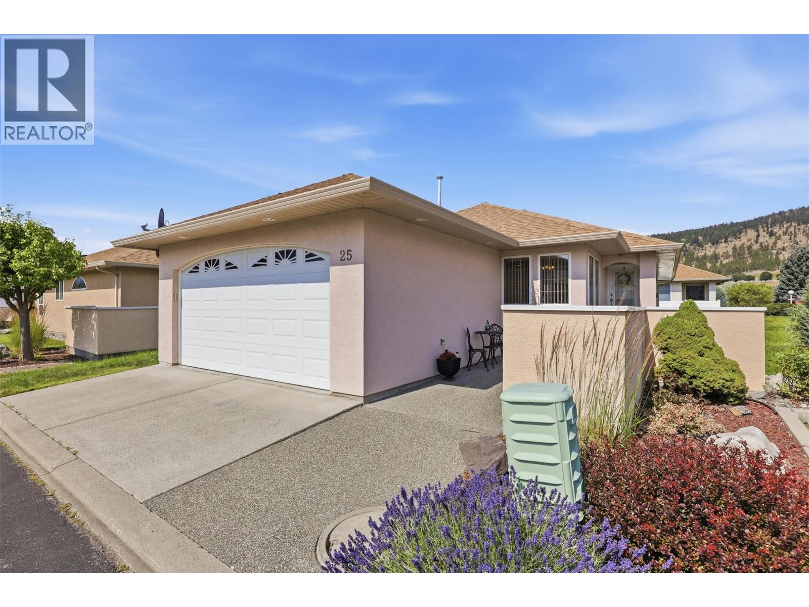 #25 1901 Maxwell Avenue - 3